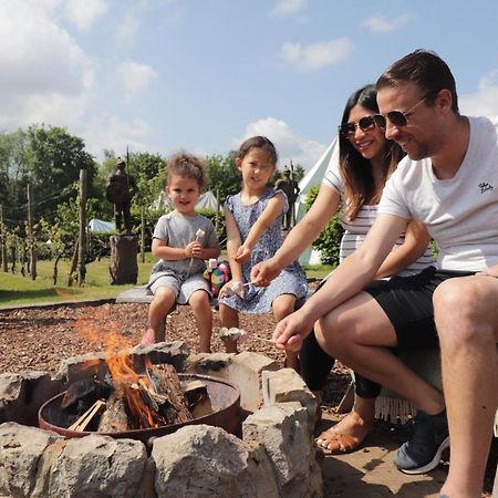 Hotel Leeds Castle Knights Glamping Exterior foto