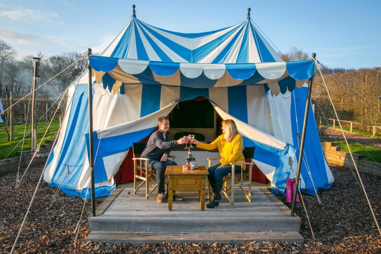 Hotel Leeds Castle Knights Glamping Exterior foto