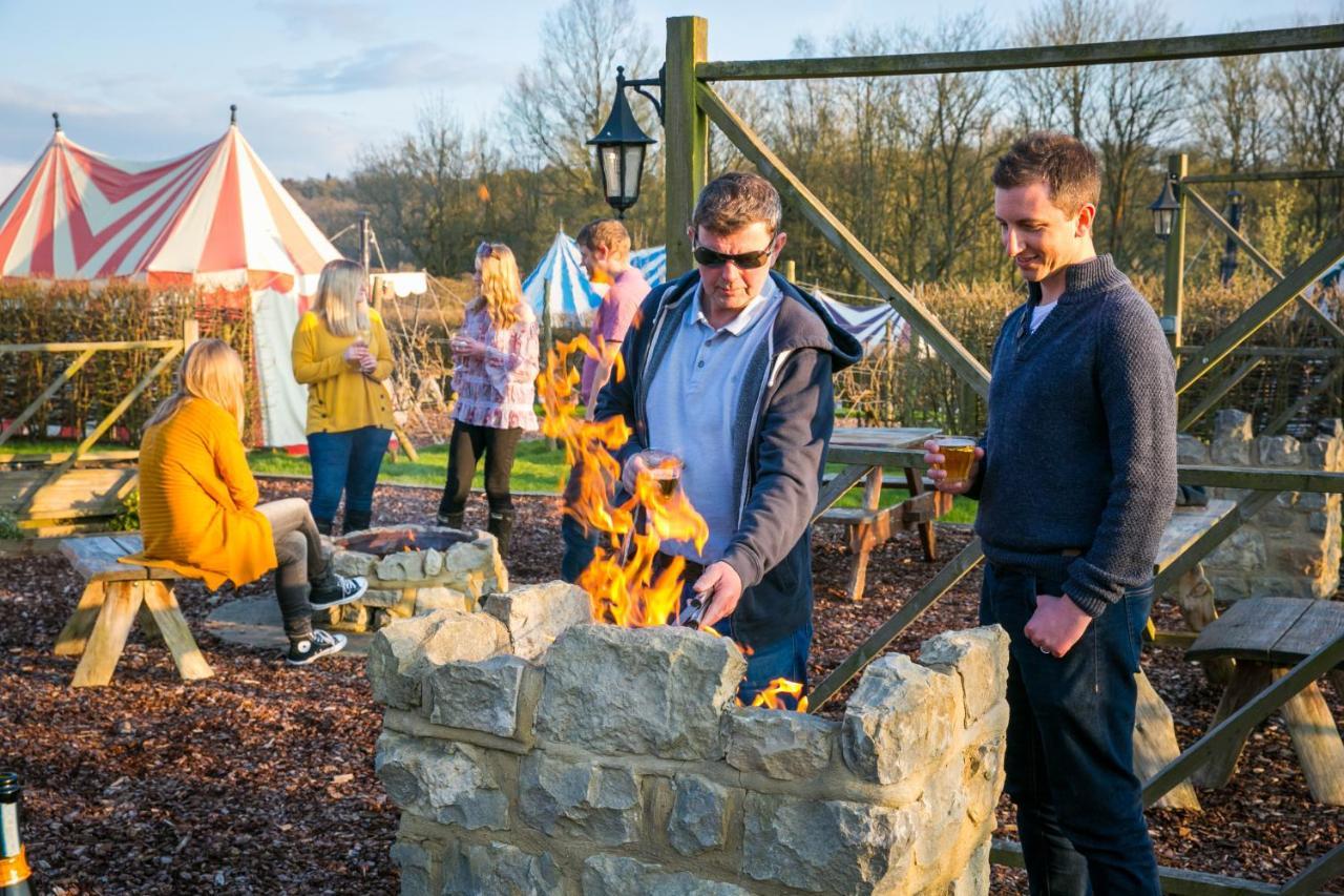Hotel Leeds Castle Knights Glamping Exterior foto