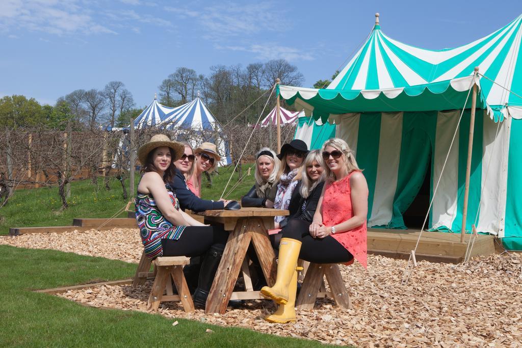 Hotel Leeds Castle Knights Glamping Exterior foto